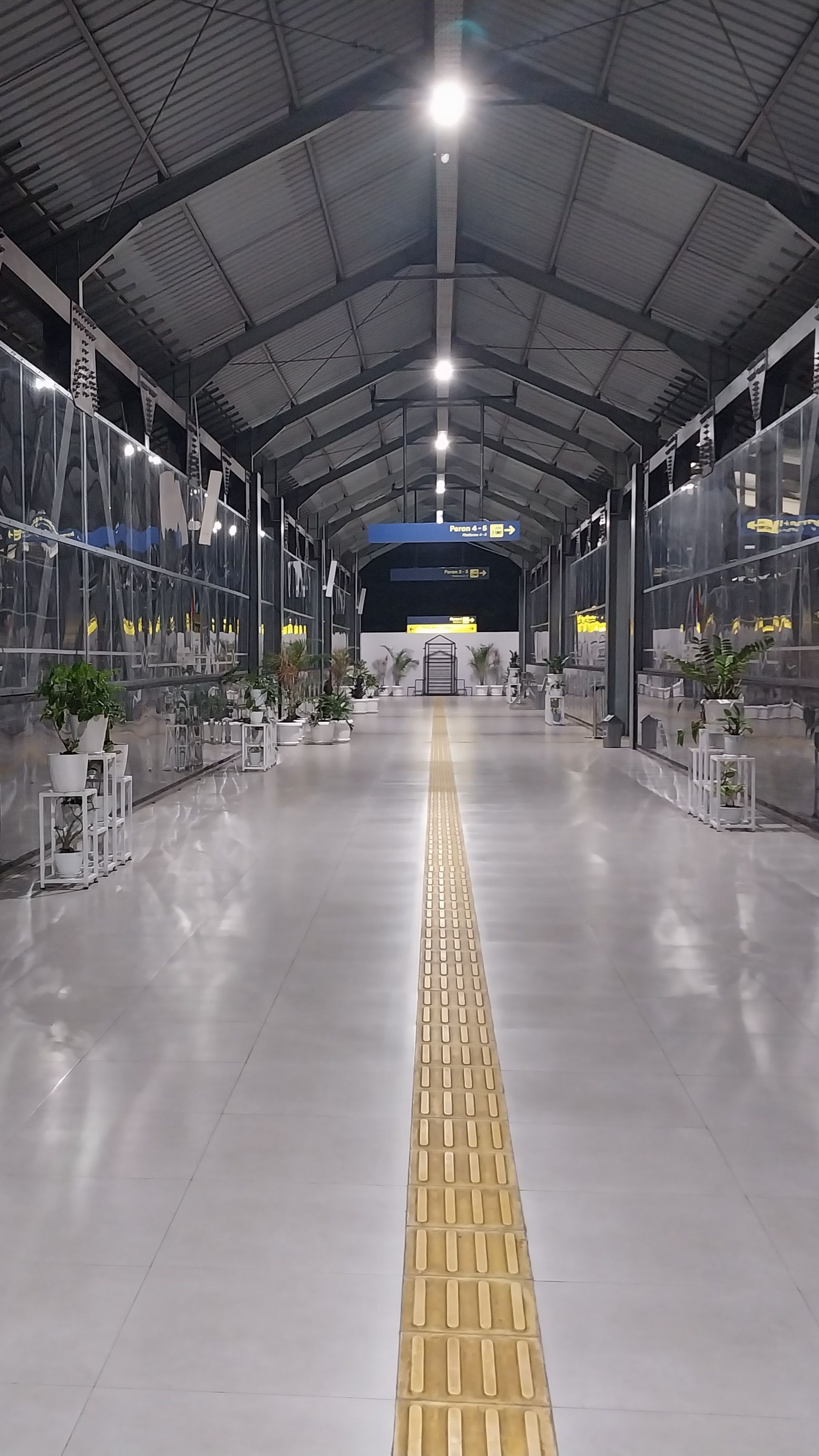 alley way at night in Malang station